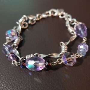 Elegant Purple Beaded Bracelet